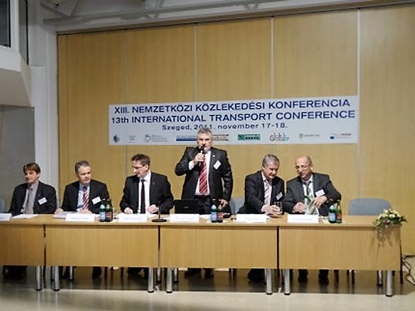 XIII. Nemzetk�zi K�zleked�si Konferencia