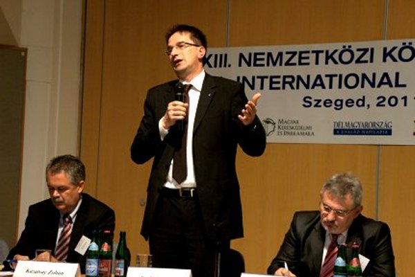13. Nemzetk�zi K�zleked�si Konferencia Szeged 2011. 11. 17-18.