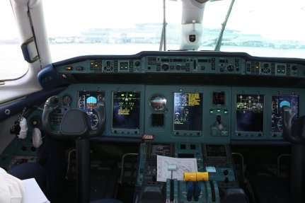 Antonov AN-148 műszerfal