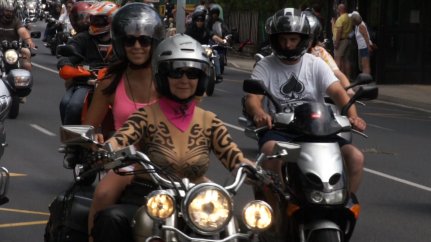 Harley-Davidson Open Road Fest motoros felvonul�s 2012