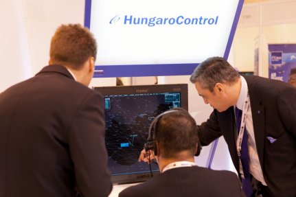 HungaroControl madridi stand