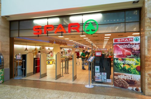 SPAR szupermarket a MOM Park-ban