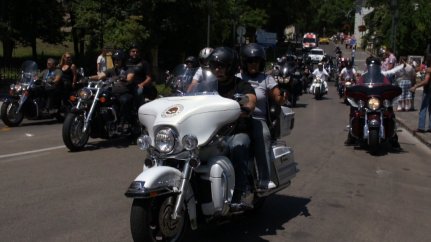 Harley-Davidson Open Road Fest motoros felvonul�s