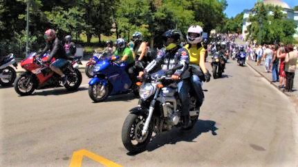Harley-Davidson Open Road Fest motoros felvonul�s