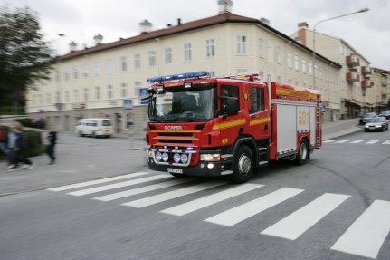 Scania p 340_szem�lyzeti f�lke 