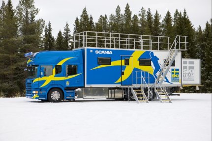 Scania speci�lis kamion sv�d s�fut�csapatnak
