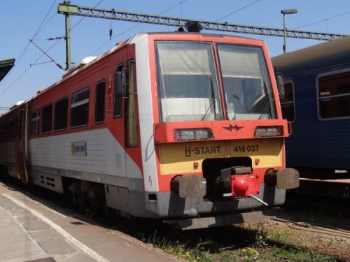 Szeged vasútállomás motrvonat