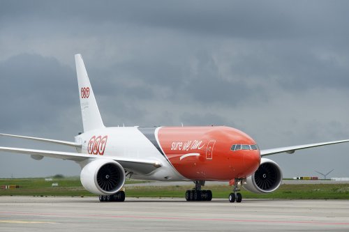 TNT Boeing 777