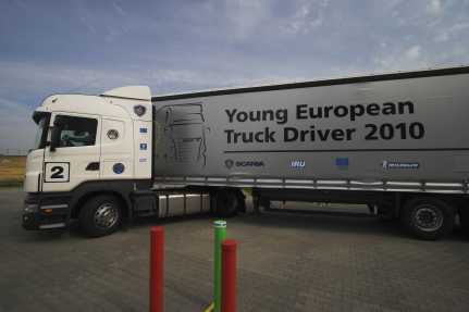 Scania YETD verseny ter�leti el�d�nt�