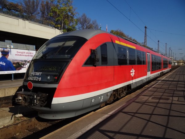 DESIRO motorvonat Budapest Nyugati