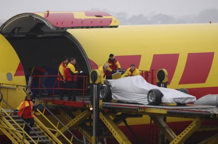F 1 DHL sz�ll�t�s Budapestre