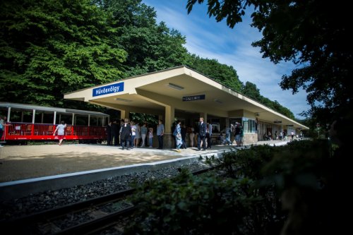 Újraindult a forgalom a Gyermekvasúton