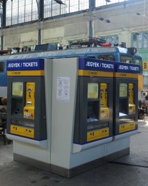 MÁV jegykiadó automata