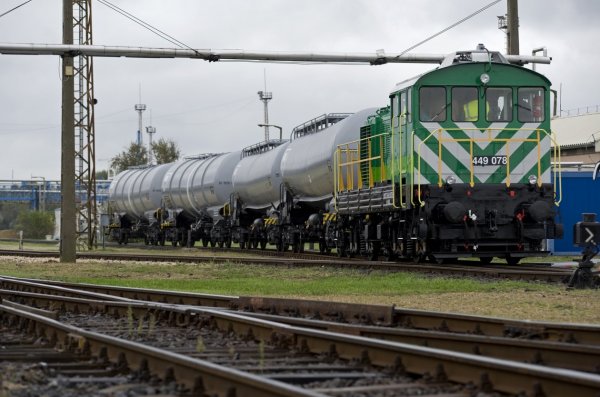 MOL M44 mozdony