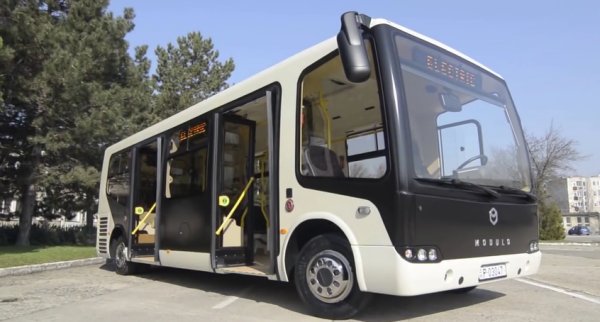 MODULO Medio Electric kompozit busz