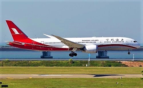 Shanghai Airlines Boeing 787 9 Dreamliner