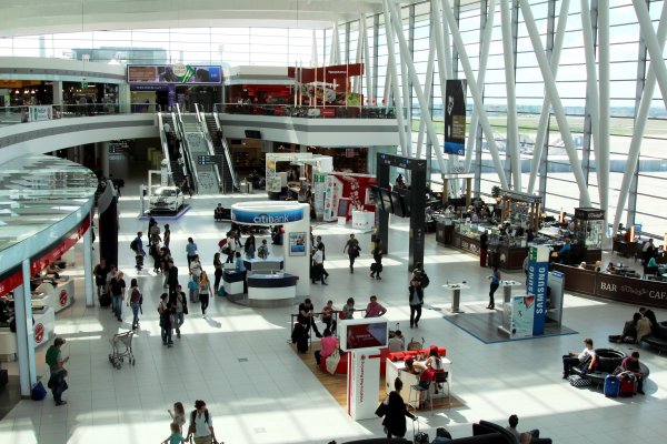 SkyCourt Budapest Airport