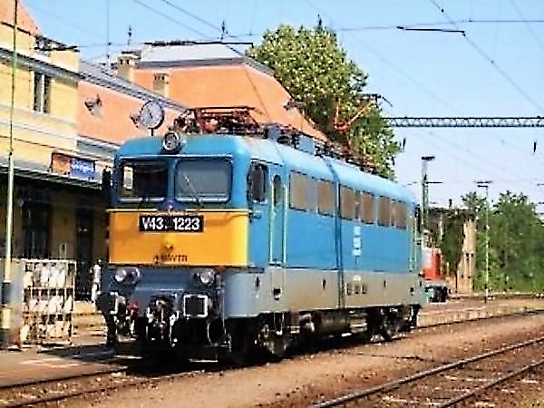 M43